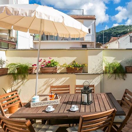 Ferienwohnung Terrazza Felicienne Sorrent Exterior foto